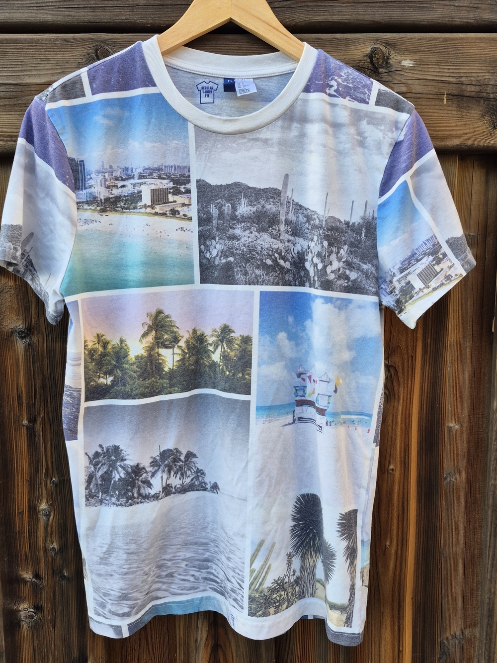 Divided Men's Photo-Print Short Sleeve Tee in Blue & White